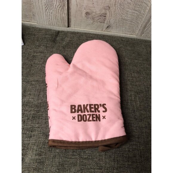 Bakers Dozen 4 Pc Gift Set Pink Brown Chef Hat Apron Oven Mitt Spatula Adult Sz - Picture 2 of 9